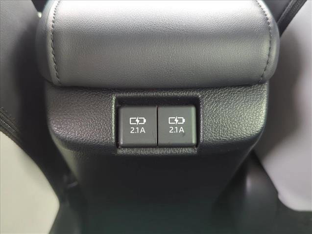 Certified 2021 Toyota Prius XLE image 26