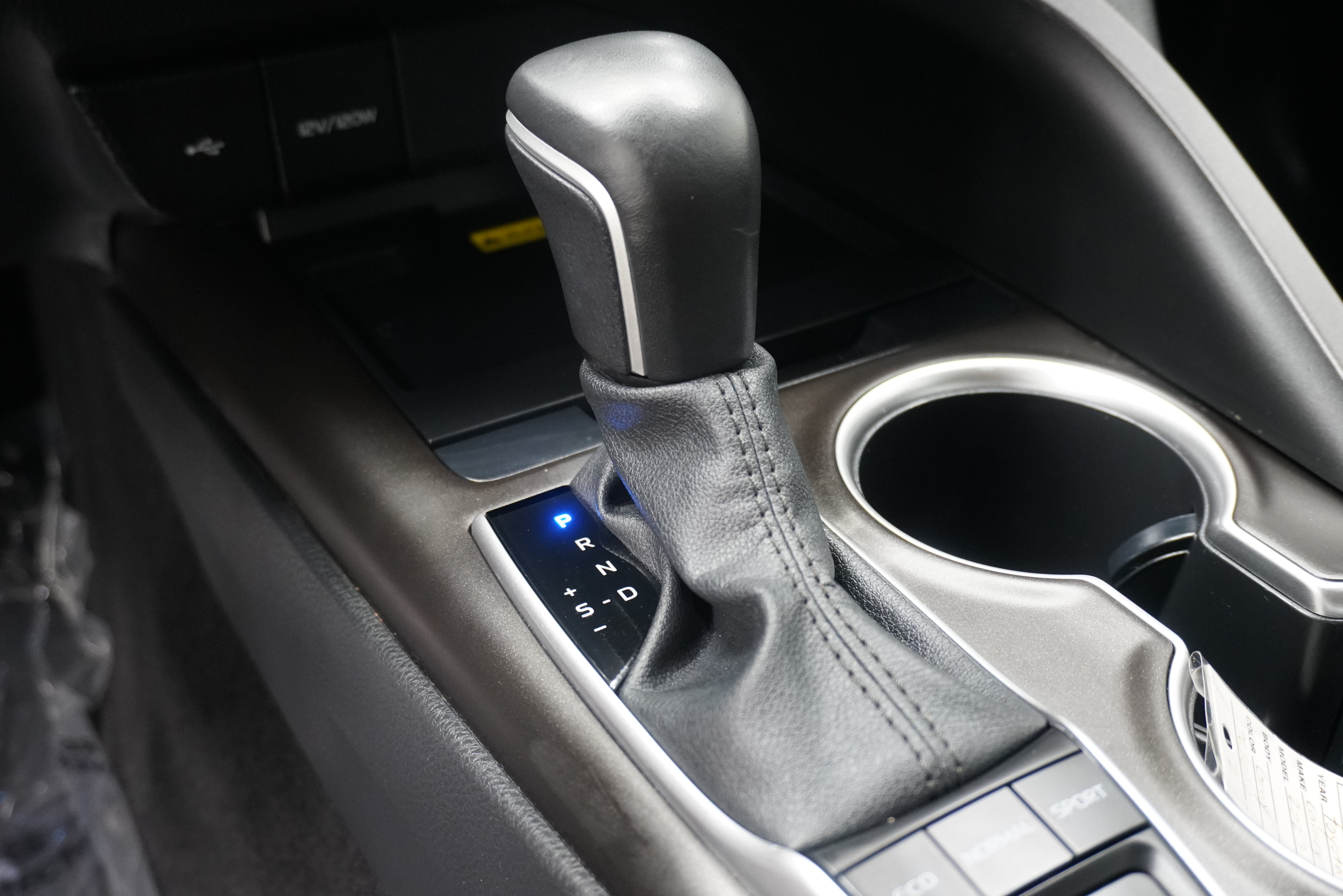 Used 2023 Toyota Camry XLE FWD image 18