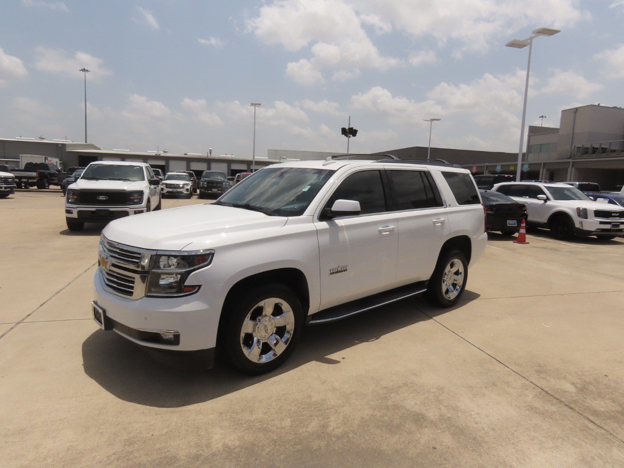 Used 2016 Chevrolet Tahoe LT w/ Texas Edition Package RWD image 2