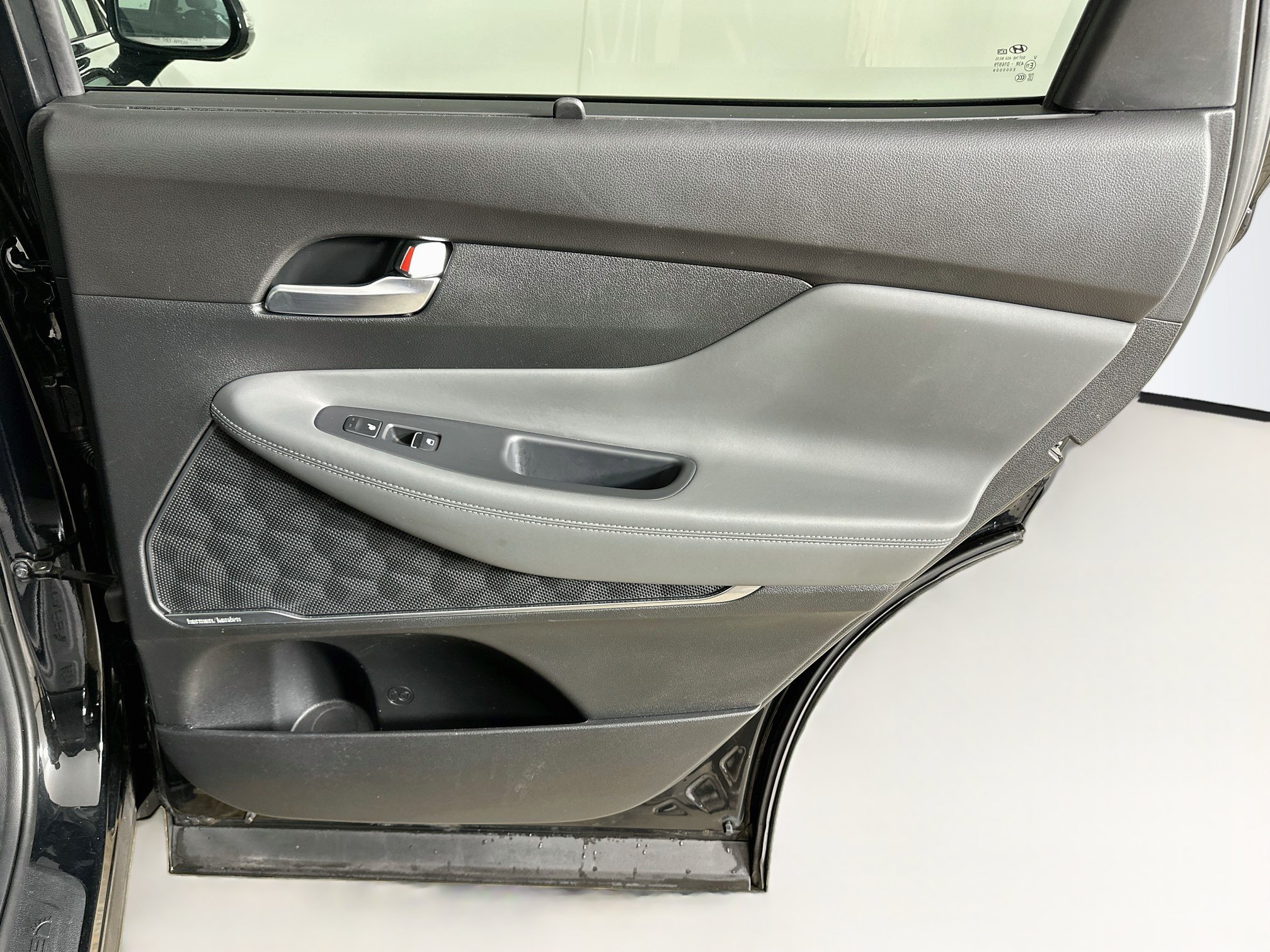 Used 2023 Hyundai Santa Fe Limited FWD image 32
