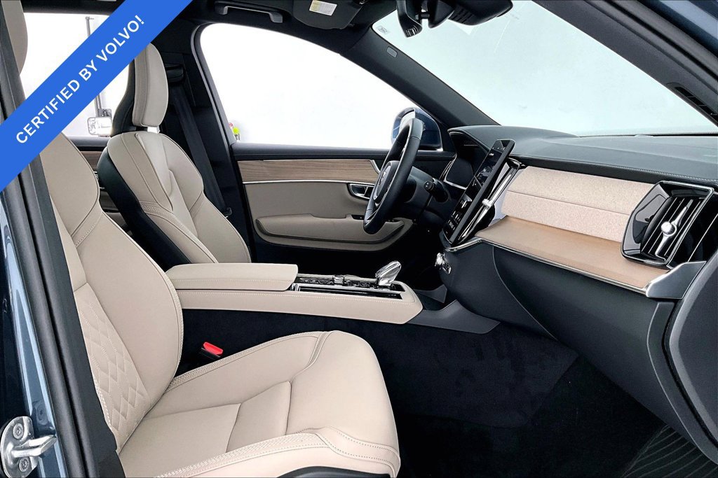 Used 2026 Volvo XC90 T8 Core AWD/4WD image 8