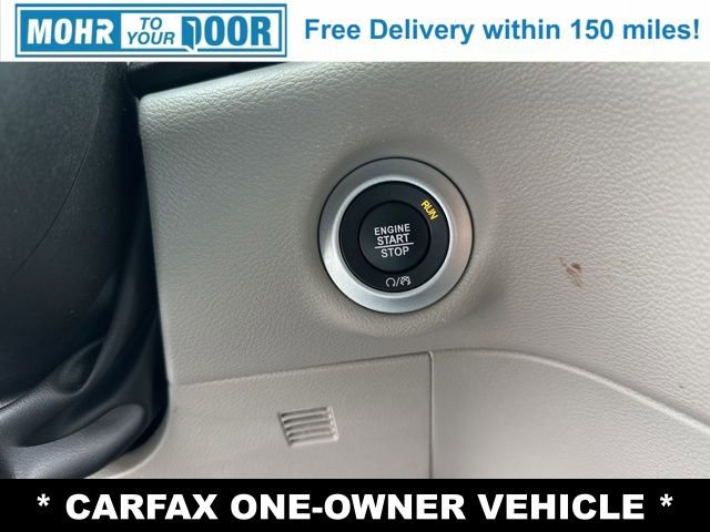 Used 2024 Chrysler Pacifica Touring-L image 19