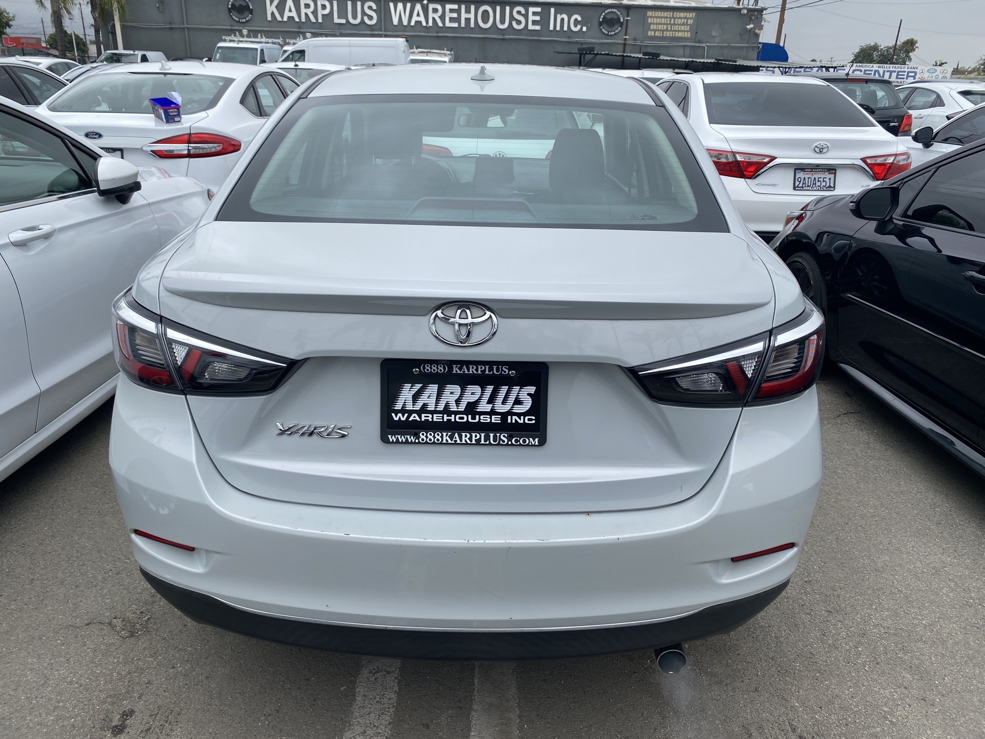Used 2019 Toyota Yaris LE FWD image 9