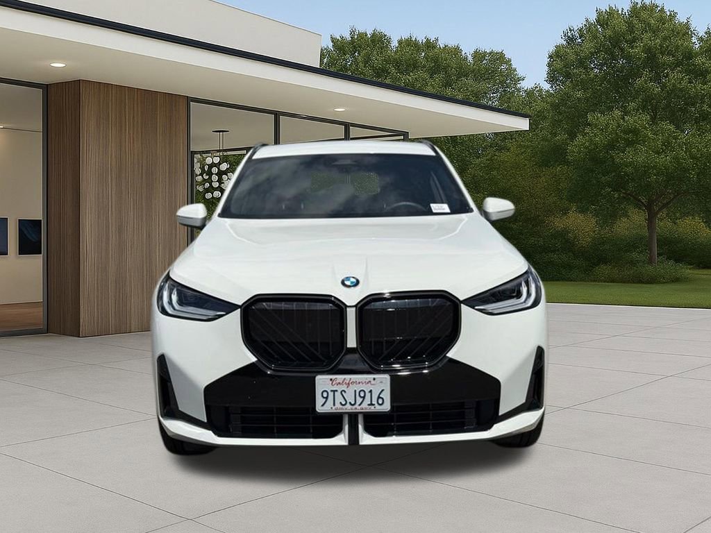 Used 2025 BMW X3 xDrive30i w/ M Sport Package AWD/4WD image 4