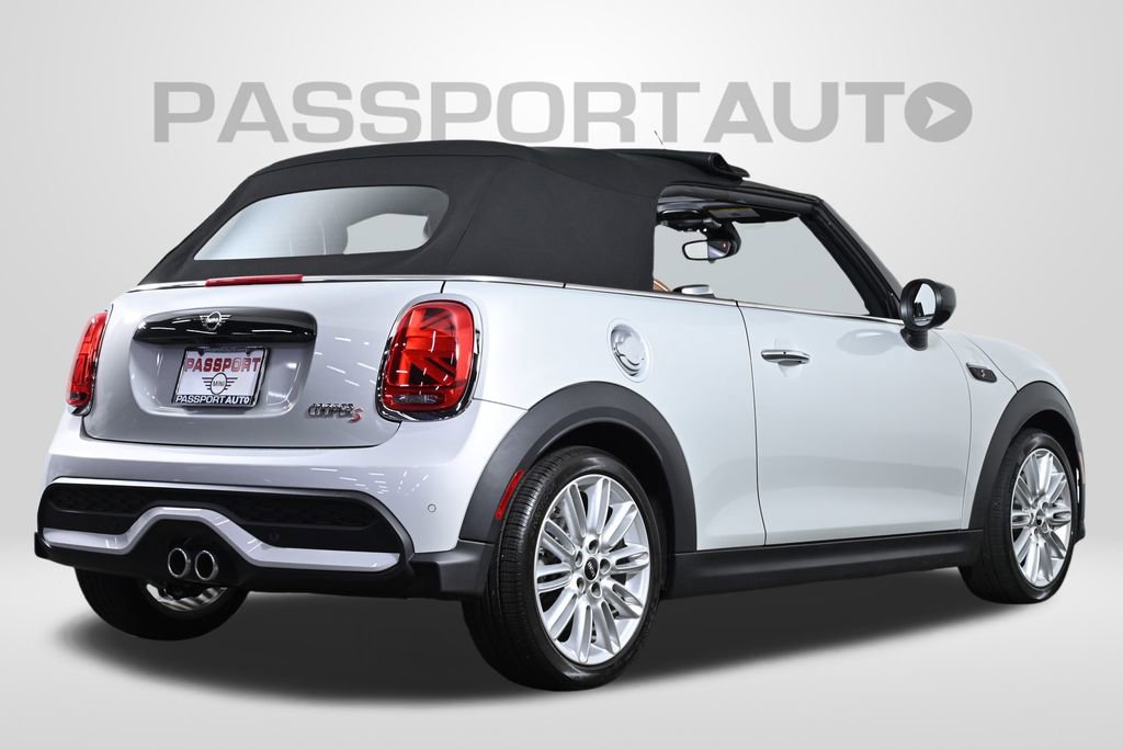Certified 2023 MINI Cooper S image 32