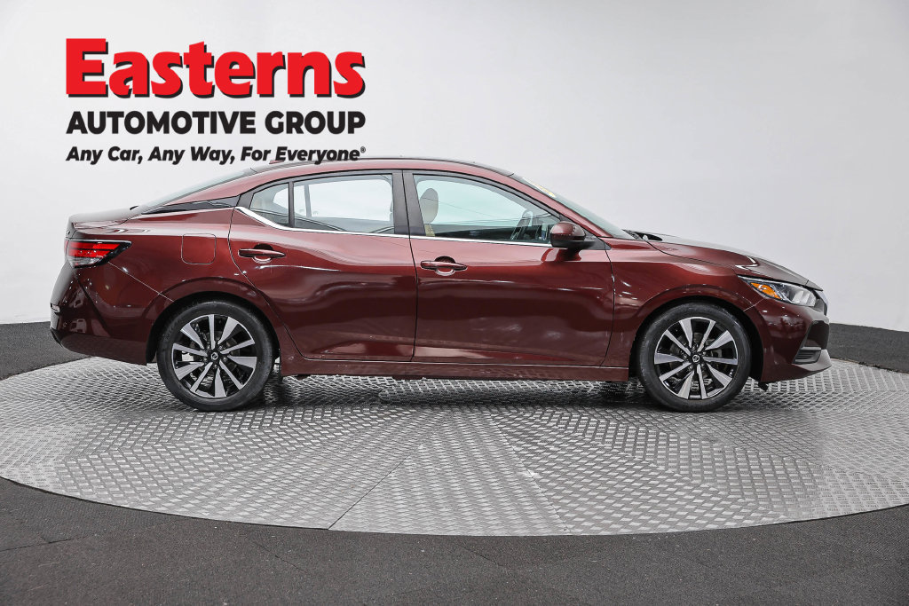 Used 2023 Nissan Sentra SV w/ SV Premium Package FWD image 5