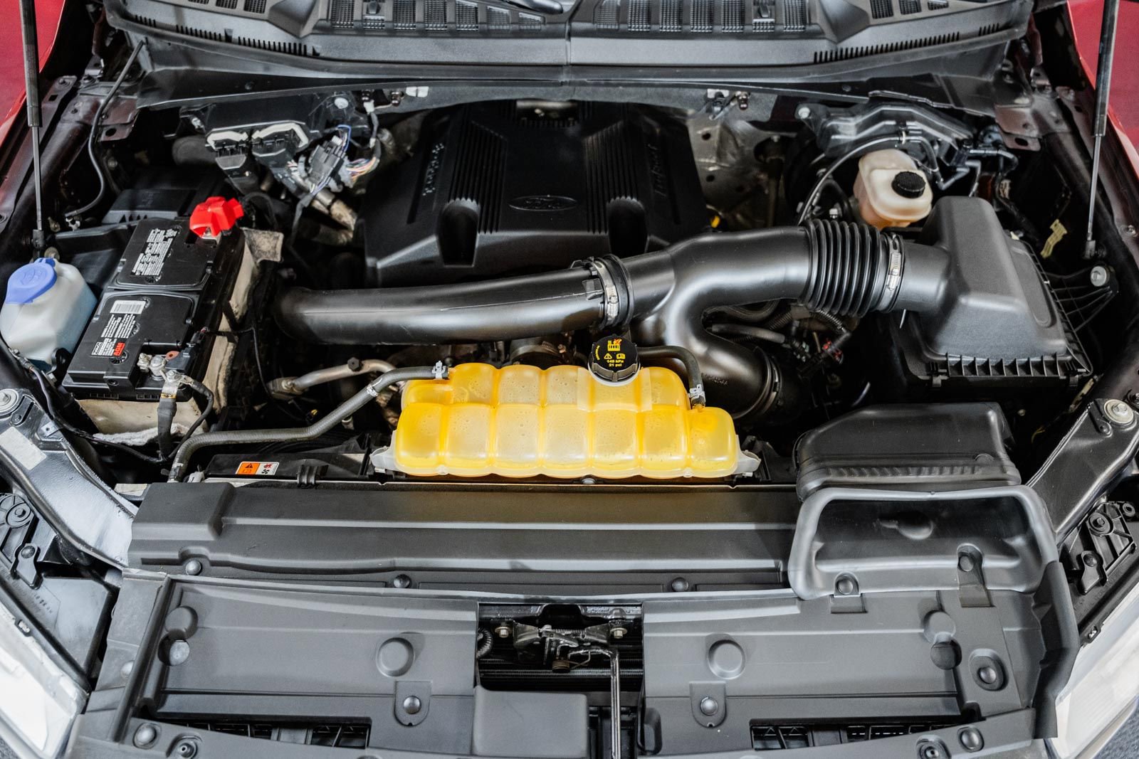 Certified 2018 Ford F150 Platinum w/ Equipment Group 701A Luxury image 27