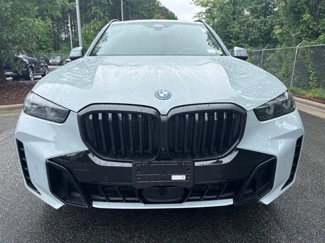 Used 2026 BMW X5 xDrive50e w/ M Sport Package AWD/4WD image 10