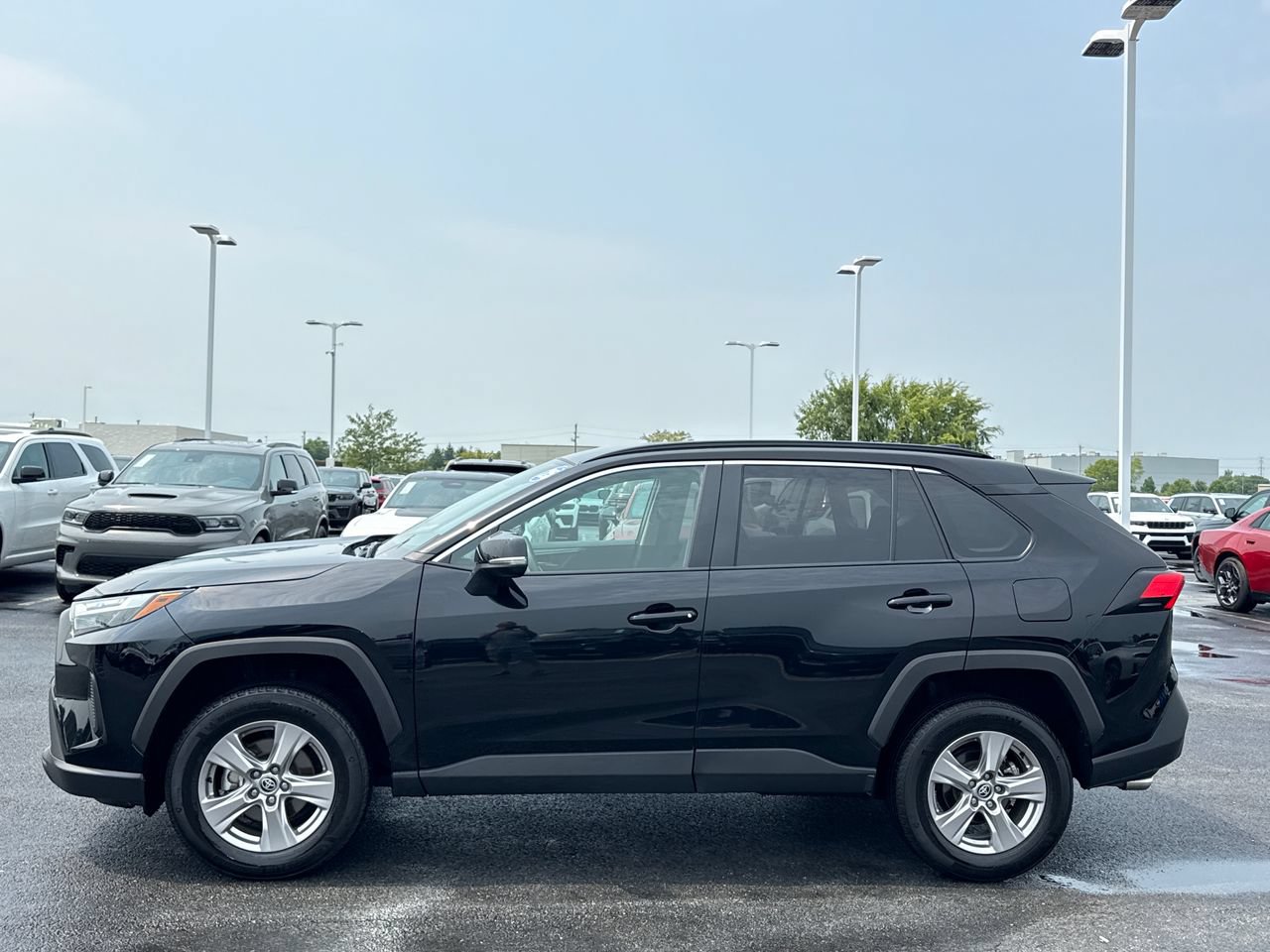 Used 2025 Toyota RAV4 XLE AWD/4WD image 6