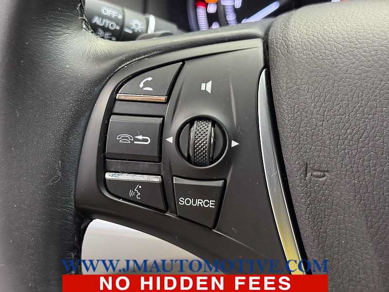 Used 2017 Acura TLX w/ Technology Package FWD image 40
