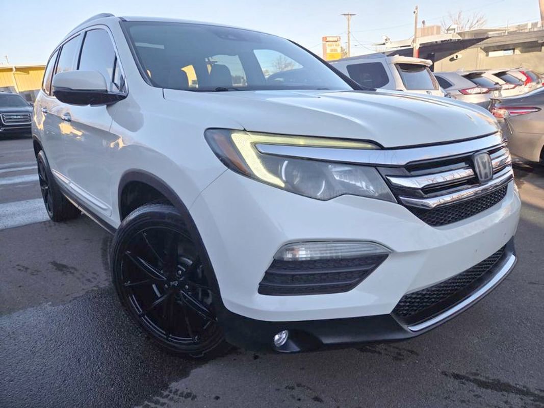 Used 2018 Honda Pilot Elite image 1