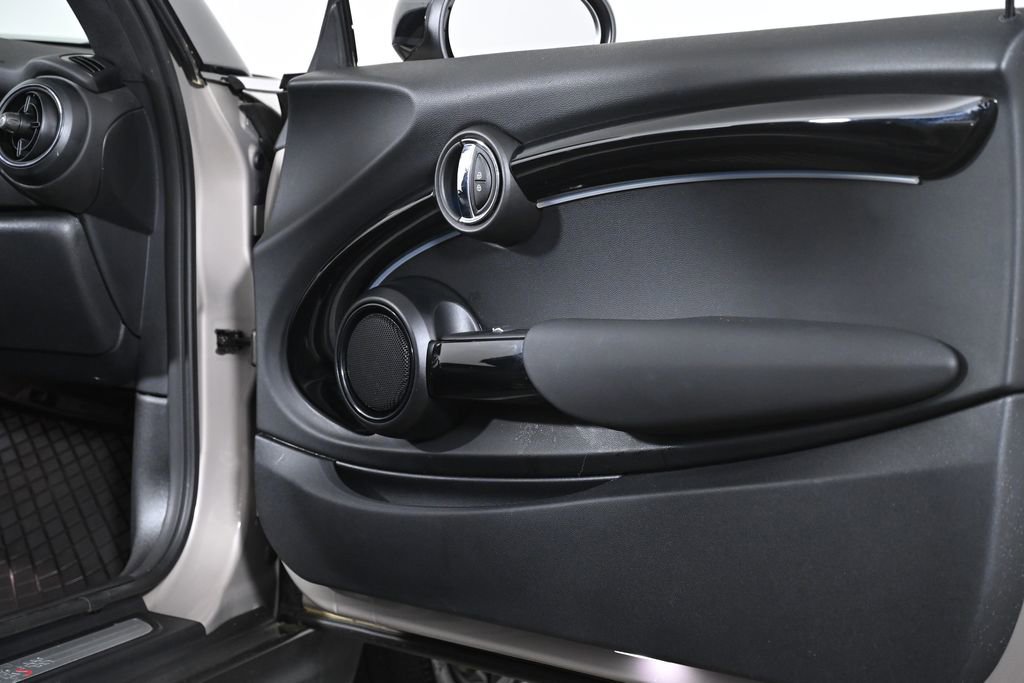 Certified 2024 MINI Cooper S FWD image 32