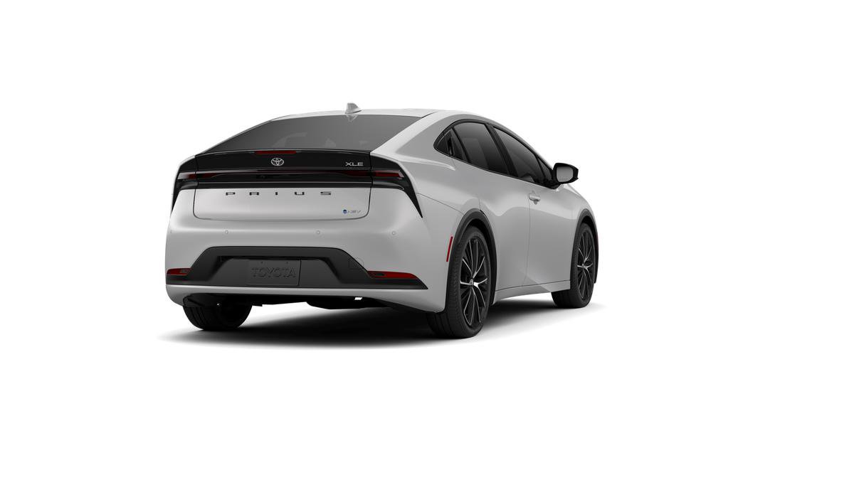 New 2026 Toyota Prius XLE FWD image 11