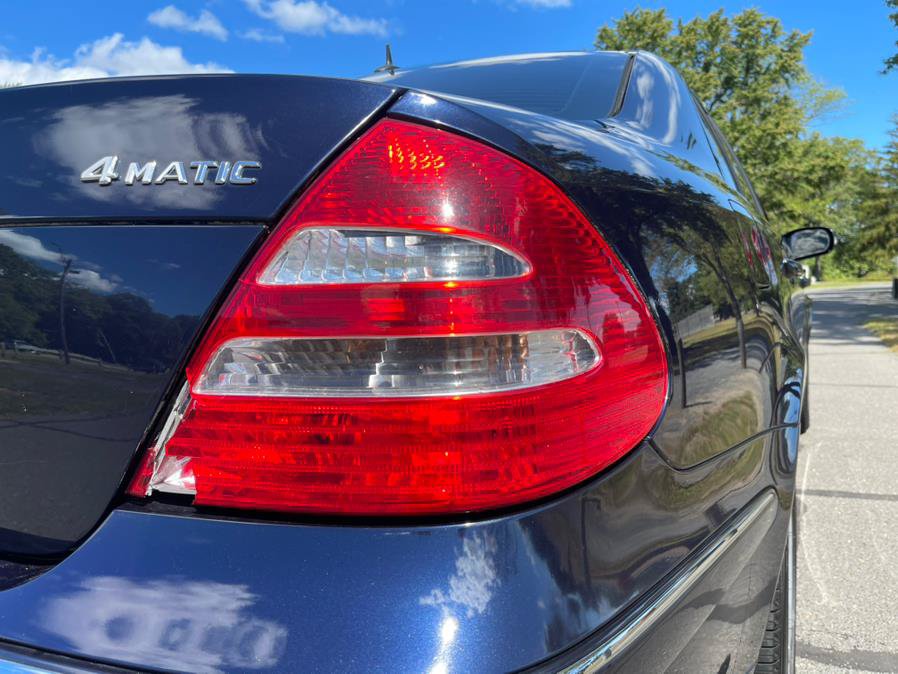Used 2006 Mercedes-Benz E 500 4MATIC Sedan image 23