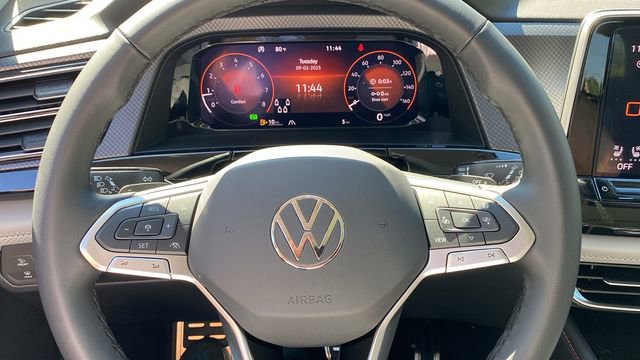 New 2026 Volkswagen Atlas Peak Edition image 14
