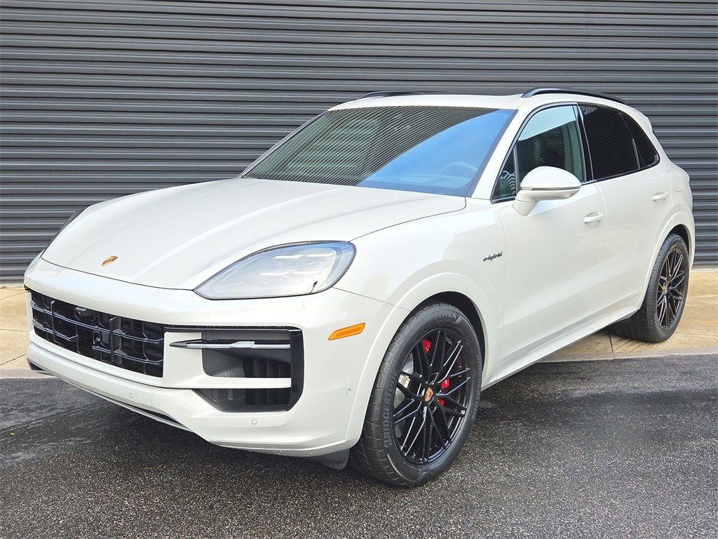 New 2026 Porsche Cayenne S