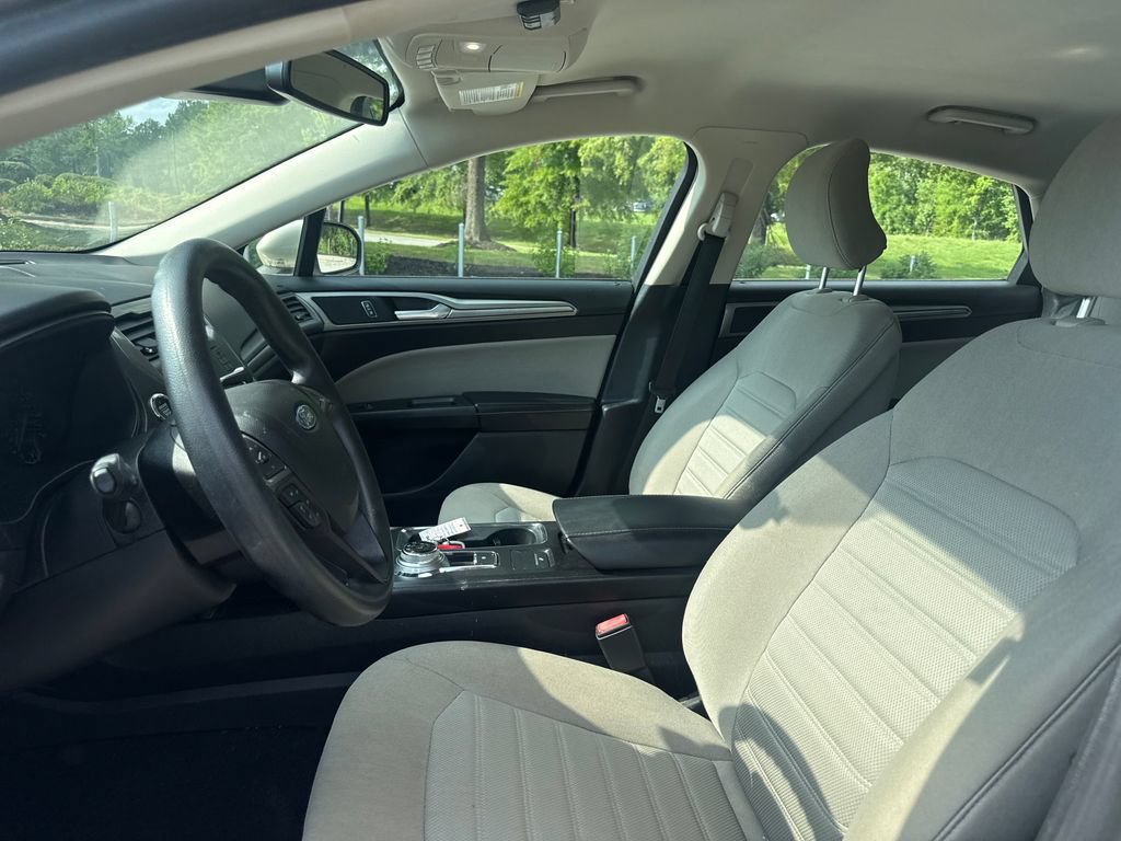 Used 2019 Ford Fusion S FWD image 12
