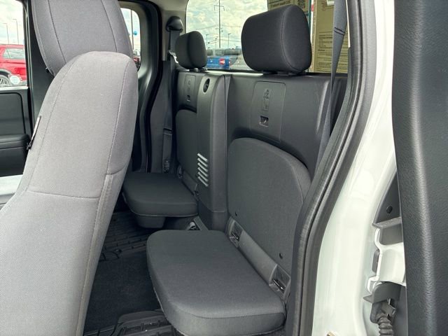 Used 2022 Nissan Frontier S RWD image 17