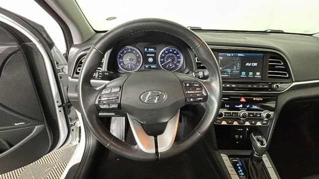 Used 2020 Hyundai Elantra Limited w/ Ultimate Package 03 FWD image 14
