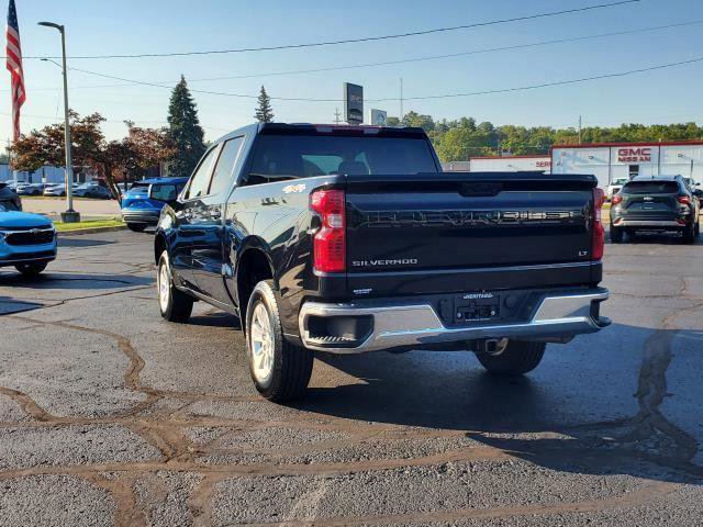 Used 2025 Chevrolet Silverado 1500 LT image 3