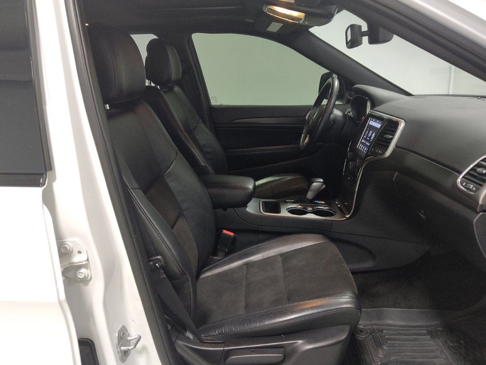 Used 2018 Jeep Grand Cherokee Altitude AWD/4WD image 21