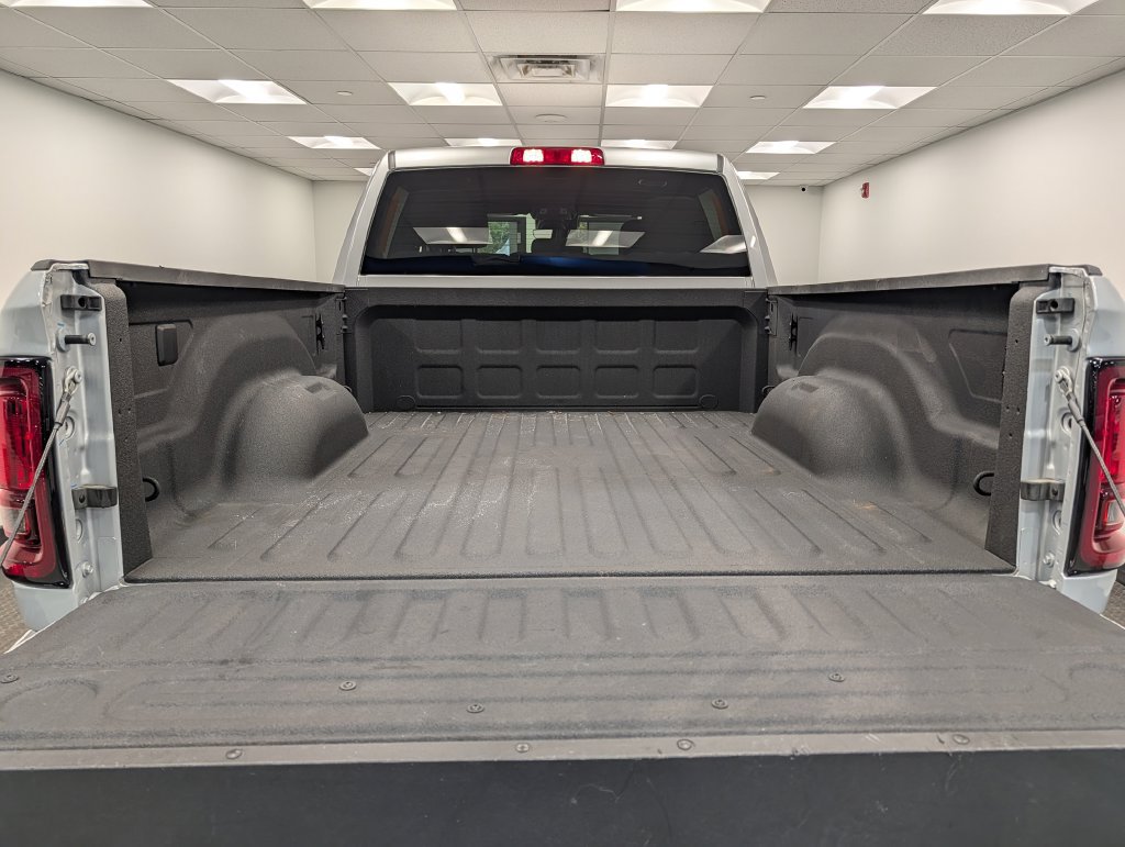 Used 2026 RAM 2500 Big Horn AWD/4WD image 29