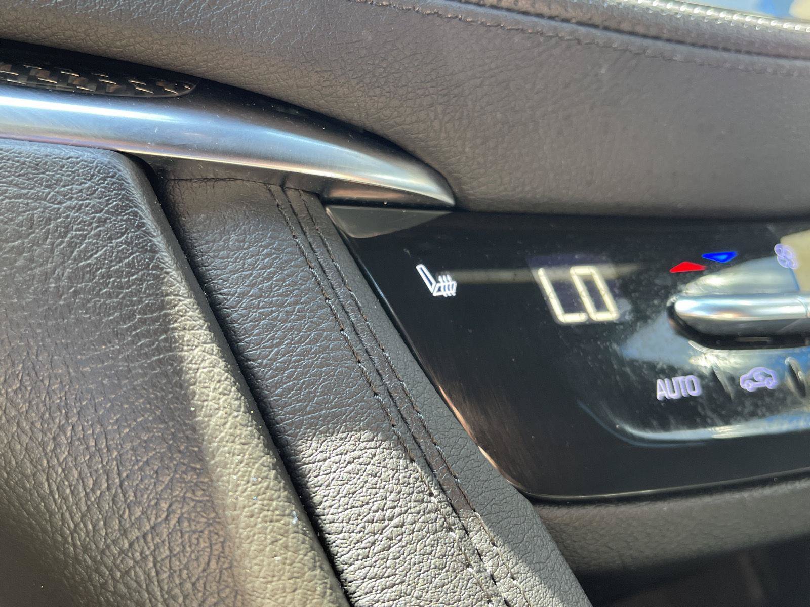 Used 2024 Cadillac XT5 Sportv w/ LPO, Floor Liner Package AWD/4WD image 32