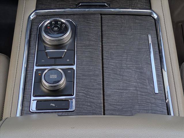 Used 2018 Ford Expedition Limited AWD/4WD image 12