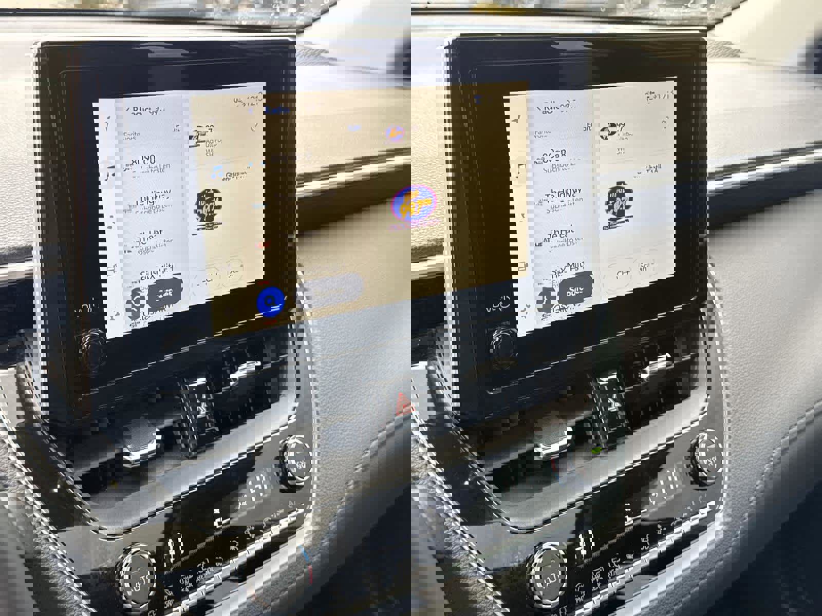 Used 2025 Toyota Corolla Cross XLE w/ Convenience Package image 24