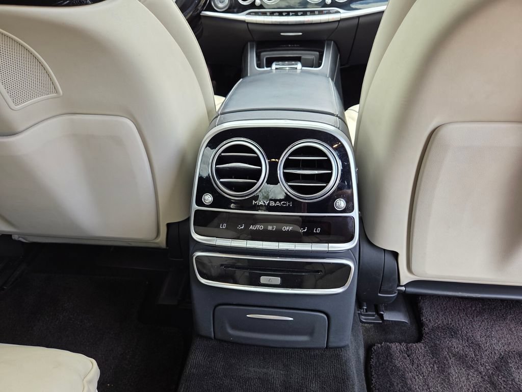 Used 2020 Mercedes-Benz Maybach S 650 image 22