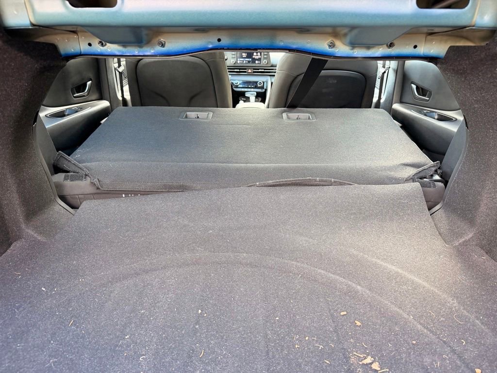 Used 2023 Hyundai Elantra SEL FWD image 28