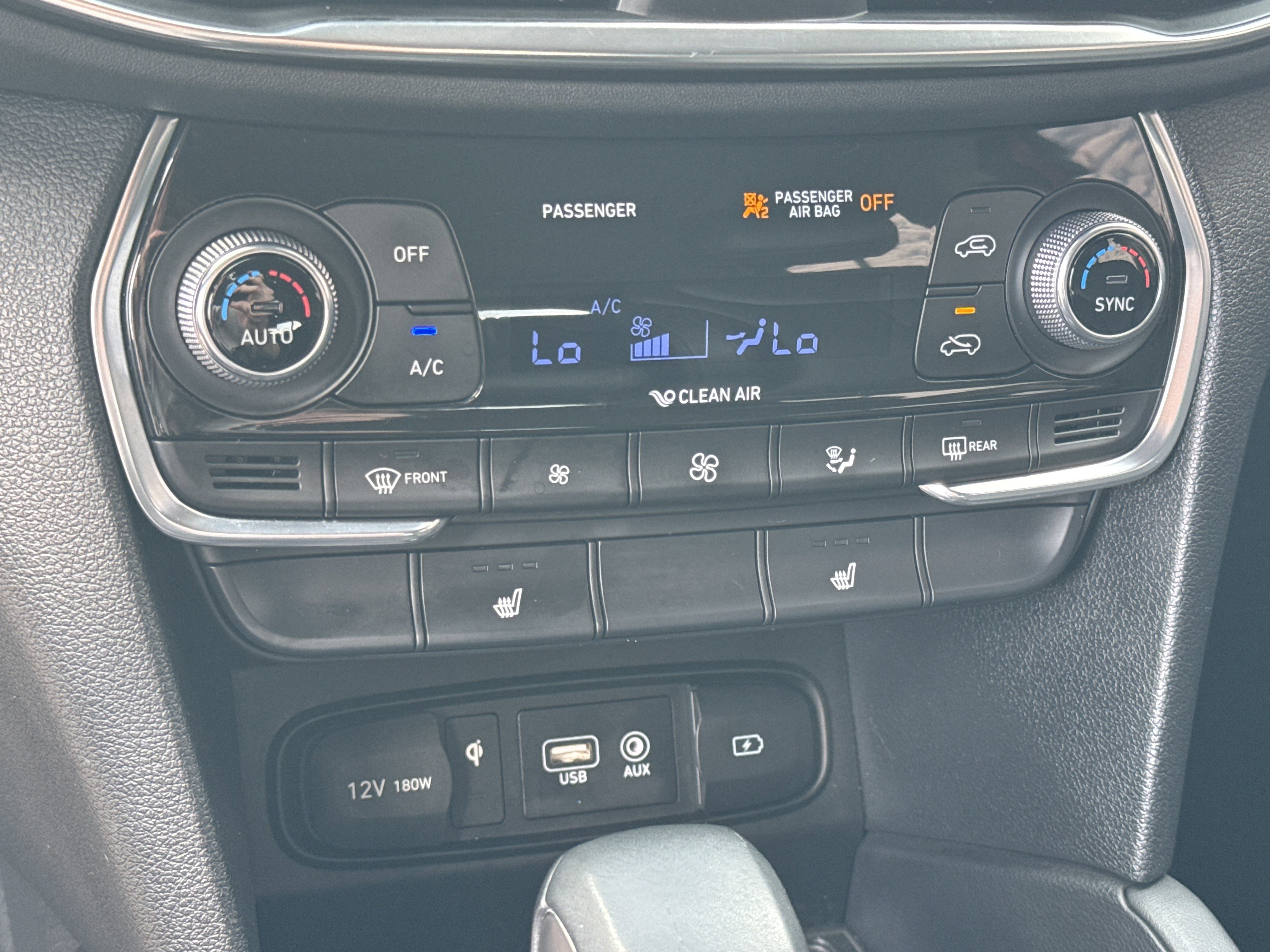 Used 2020 Hyundai Santa Fe SEL AWD/4WD image 36