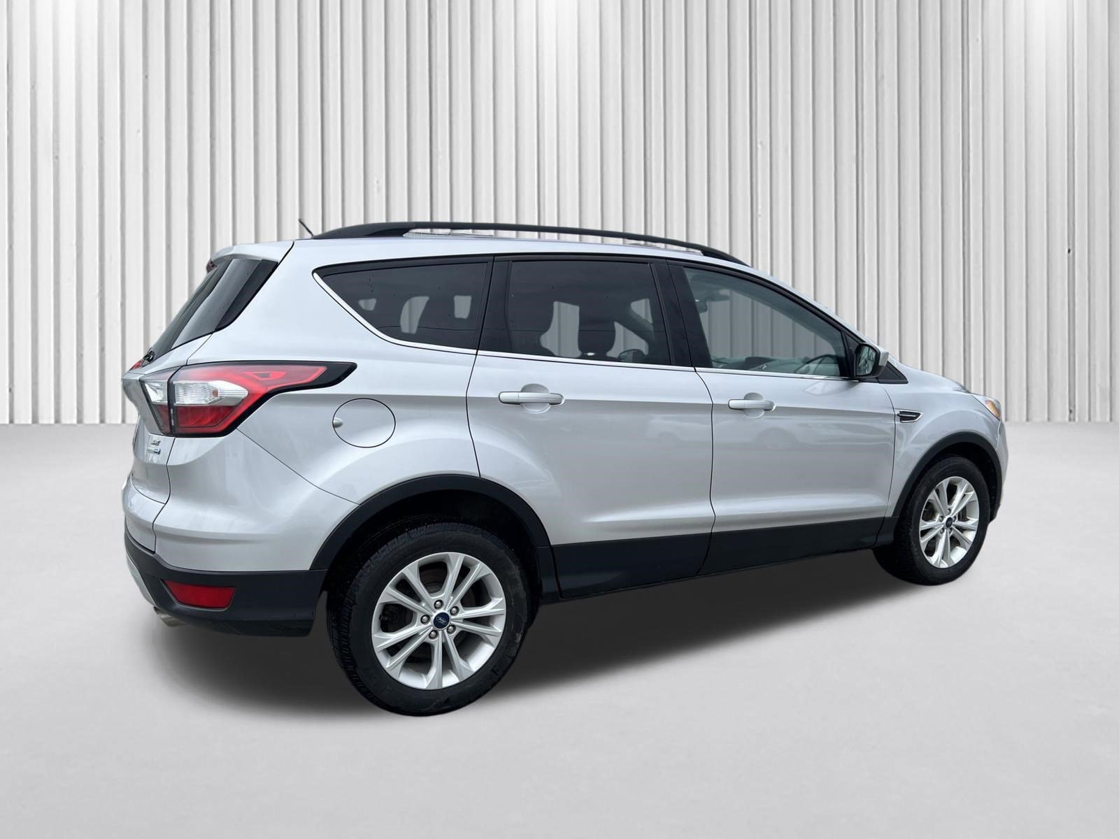Used 2018 Ford Escape SE AWD/4WD image 4