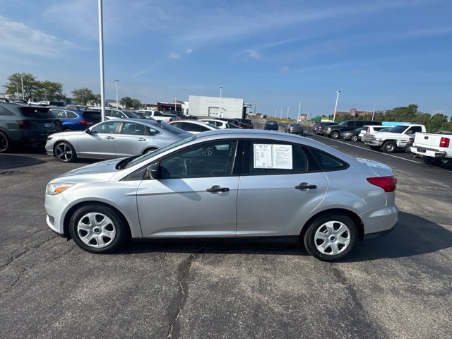Used 2017 Ford Focus S FWD image 4