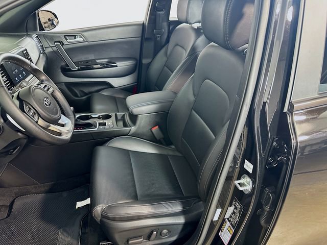 Used 2022 Kia Sportage Nightfall Edition w/ Nighfall AWD Premium Package image 17