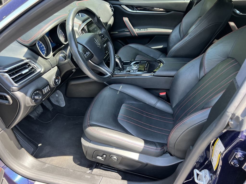 Used 2020 Maserati Ghibli S RWD image 6