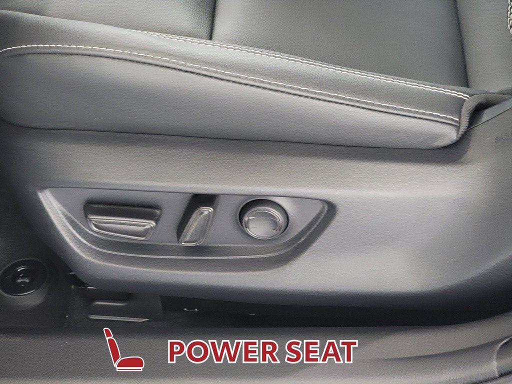 Used 2026 Toyota Camry SE w/ Convenience Package FWD image 15