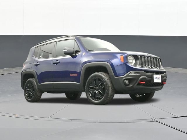 Used 2018 Jeep Renegade Trailhawk w/ Cold Weather Group II AWD/4WD image 56