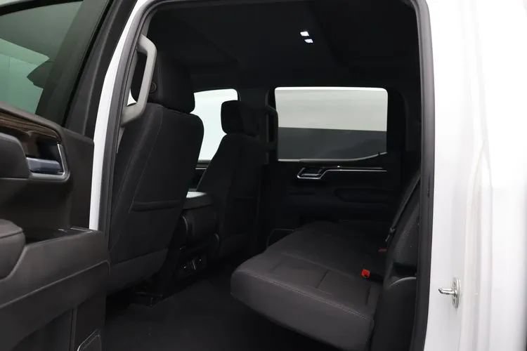 Used 2026 Chevrolet Silverado 1500 LT AWD/4WD image 15