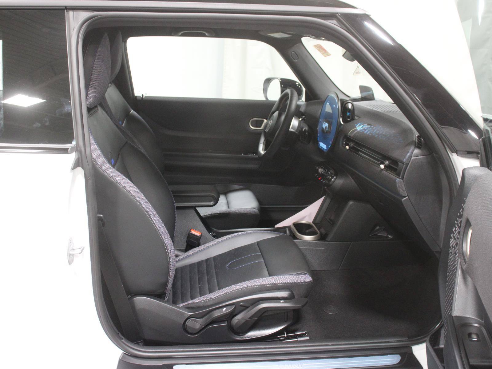 Certified 2026 MINI Cooper S FWD image 6