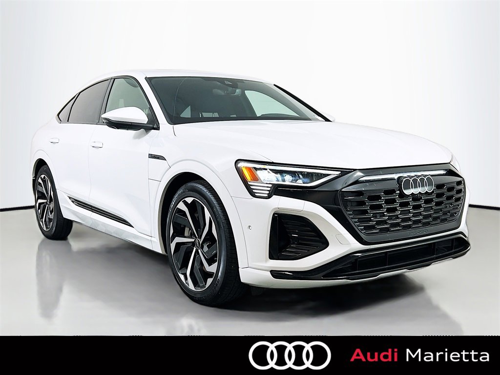 Used 2024 Audi Q8 e-tron Prestige image 1