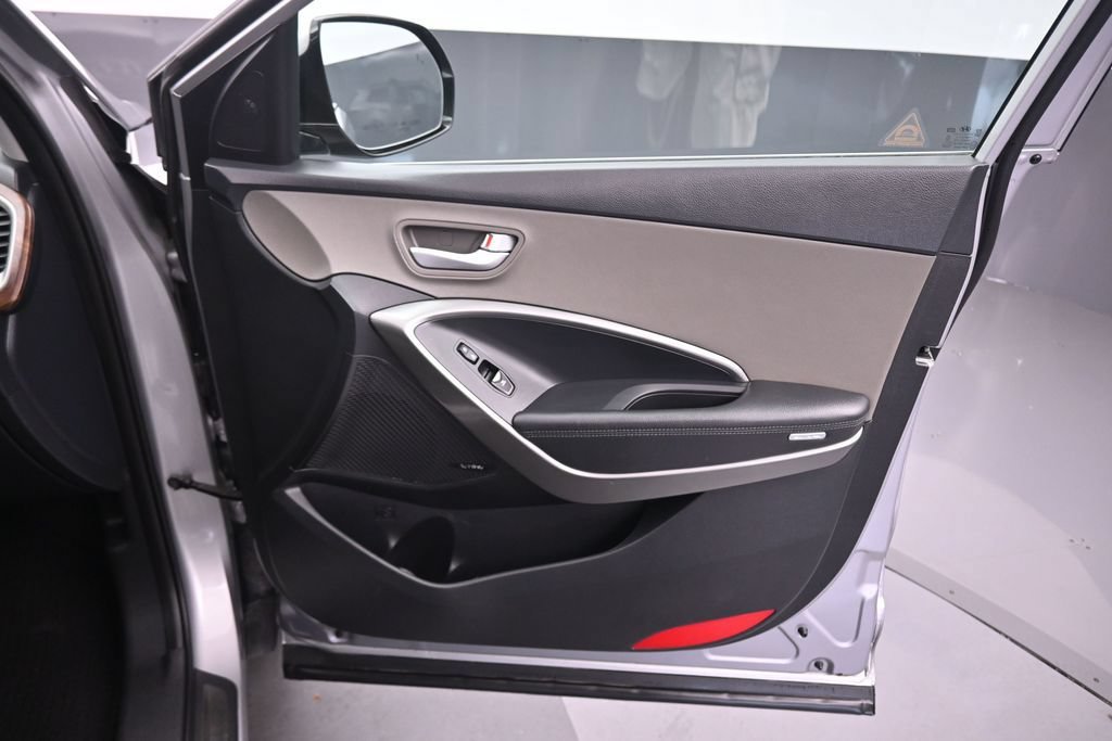 Used 2018 Hyundai Santa Fe AWD w/ SE Ultimate Tech Package 03 image 59