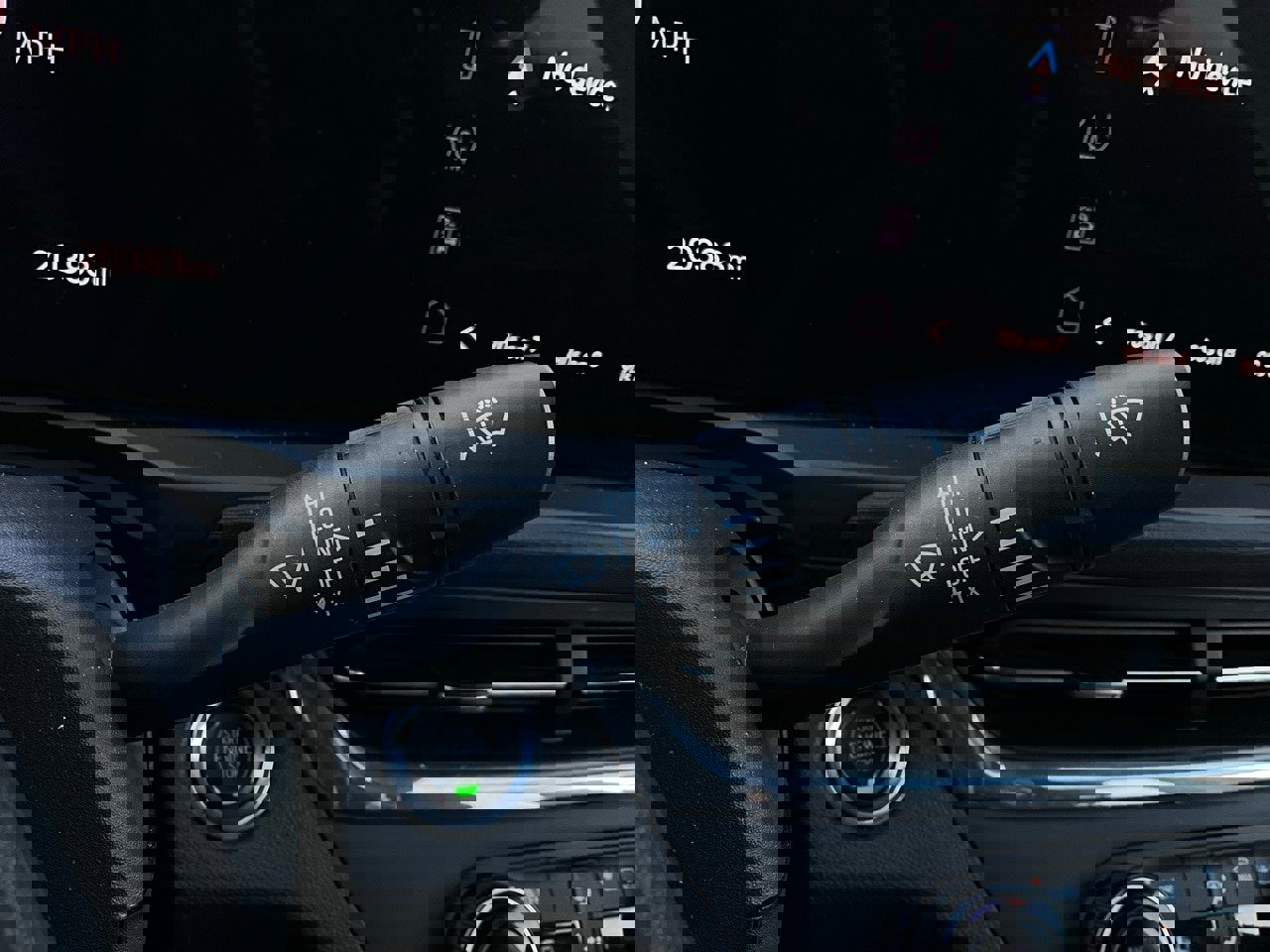 Used 2025 Buick Envista Preferred image 36