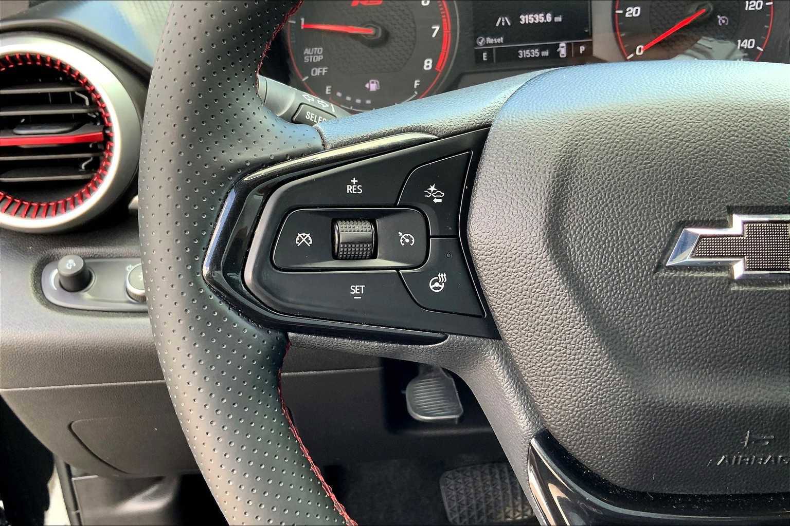 Certified 2024 Chevrolet Trax RS image 22