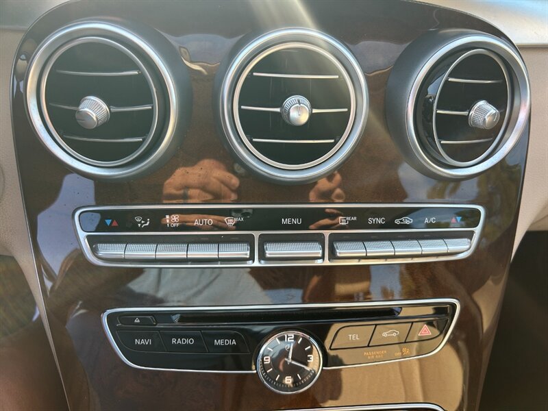 Used 2015 Mercedes-Benz C 300 4MATIC Sedan image 16