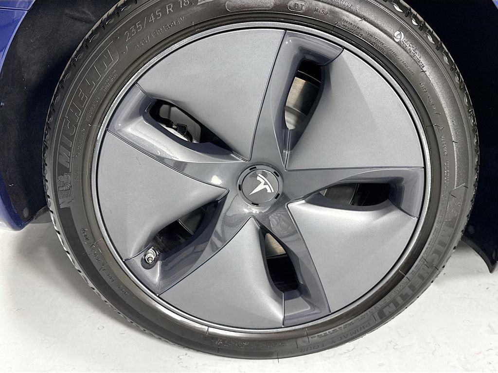 Used 2020 Tesla Model 3 Long Range AWD/4WD image 34