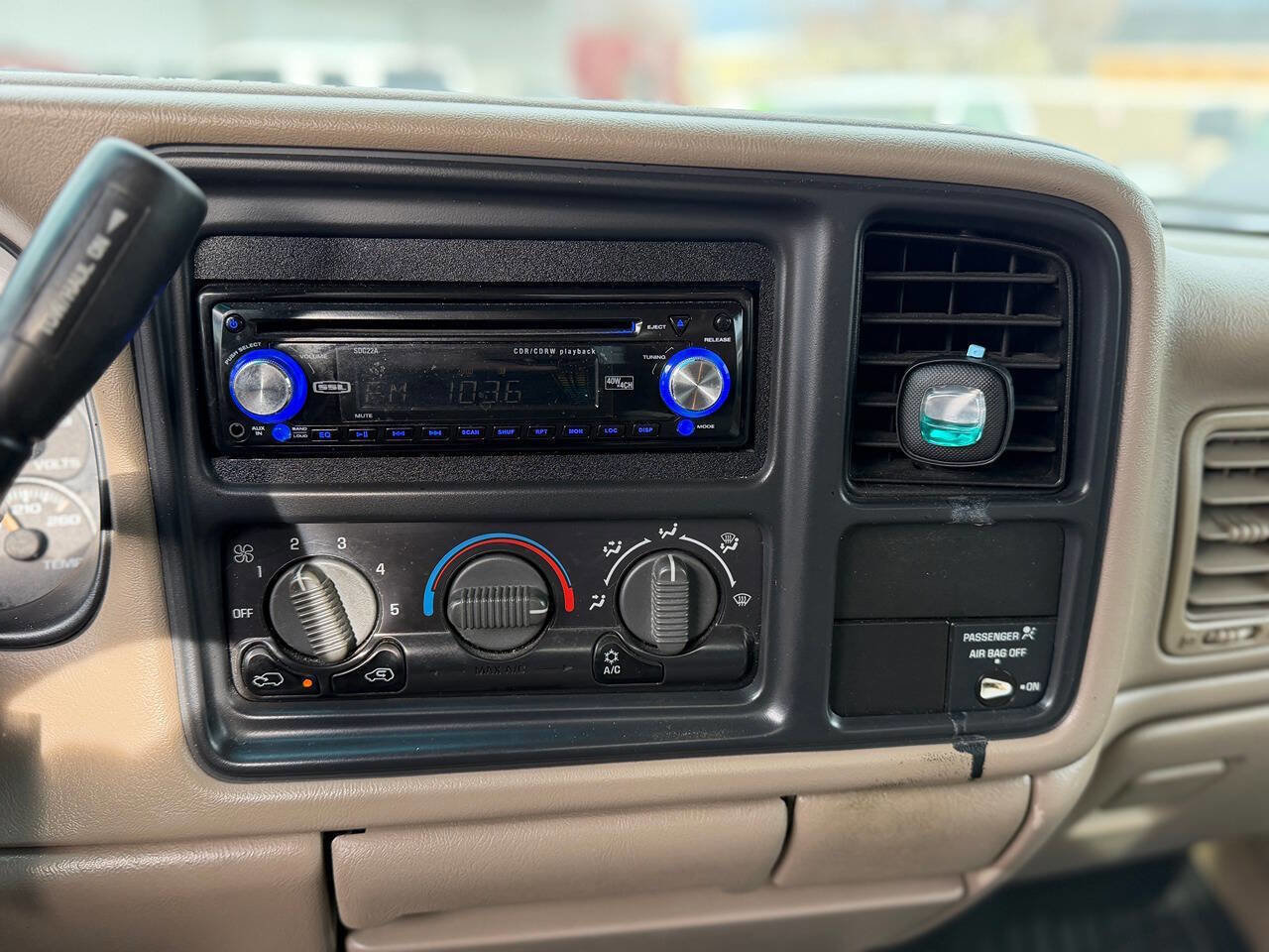 Used 2001 GMC Sierra 2500 SLE w/ Off-Road Skid Plate Pkg image 13