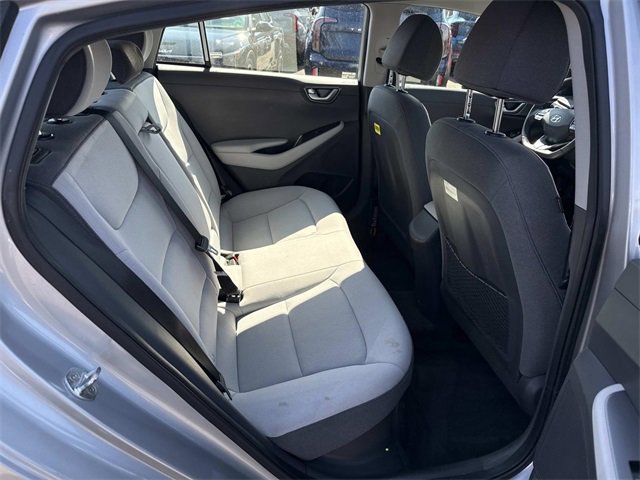 Used 2022 Hyundai Ioniq SE image 11