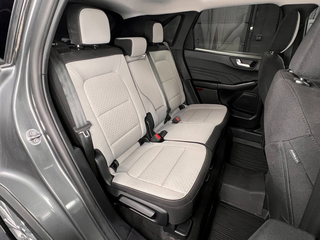 Used 2025 Ford Escape Active w/ Active Premium Tech Pack image 11