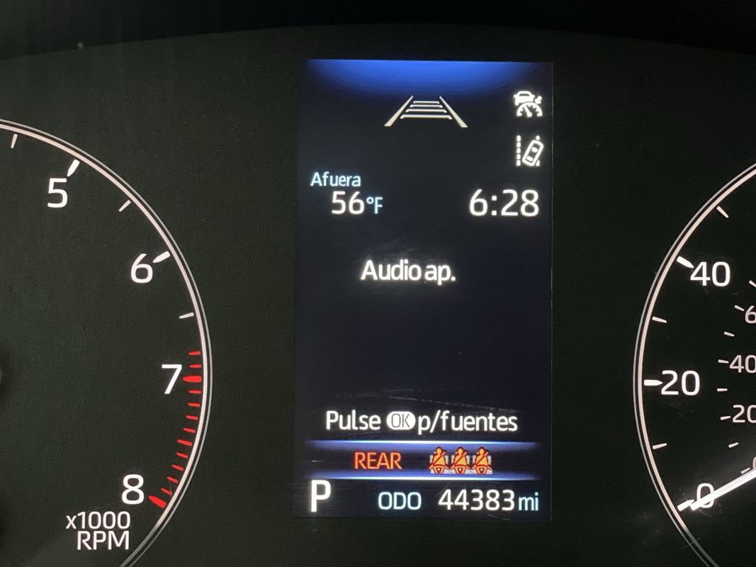 Used 2024 Toyota Corolla LE image 19